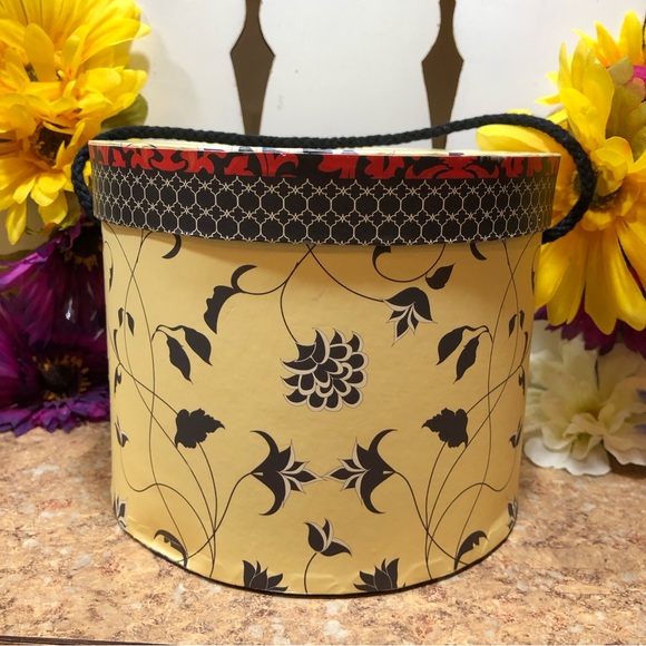 2 Porcelain Sankaty Cappuccino Cups & Saucer Set, by Wooster & Prince - Picture 9 of 10